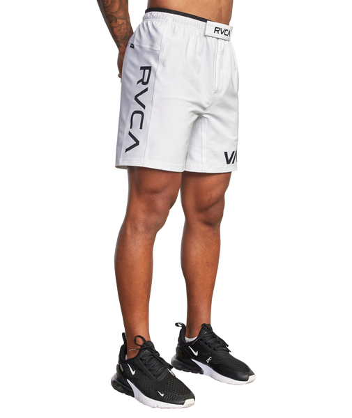RVCA Grappler Elastic Walkshorts 17"