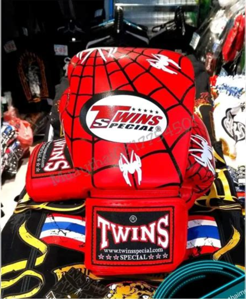 Twins Boxing Gloves 8-Red/Black