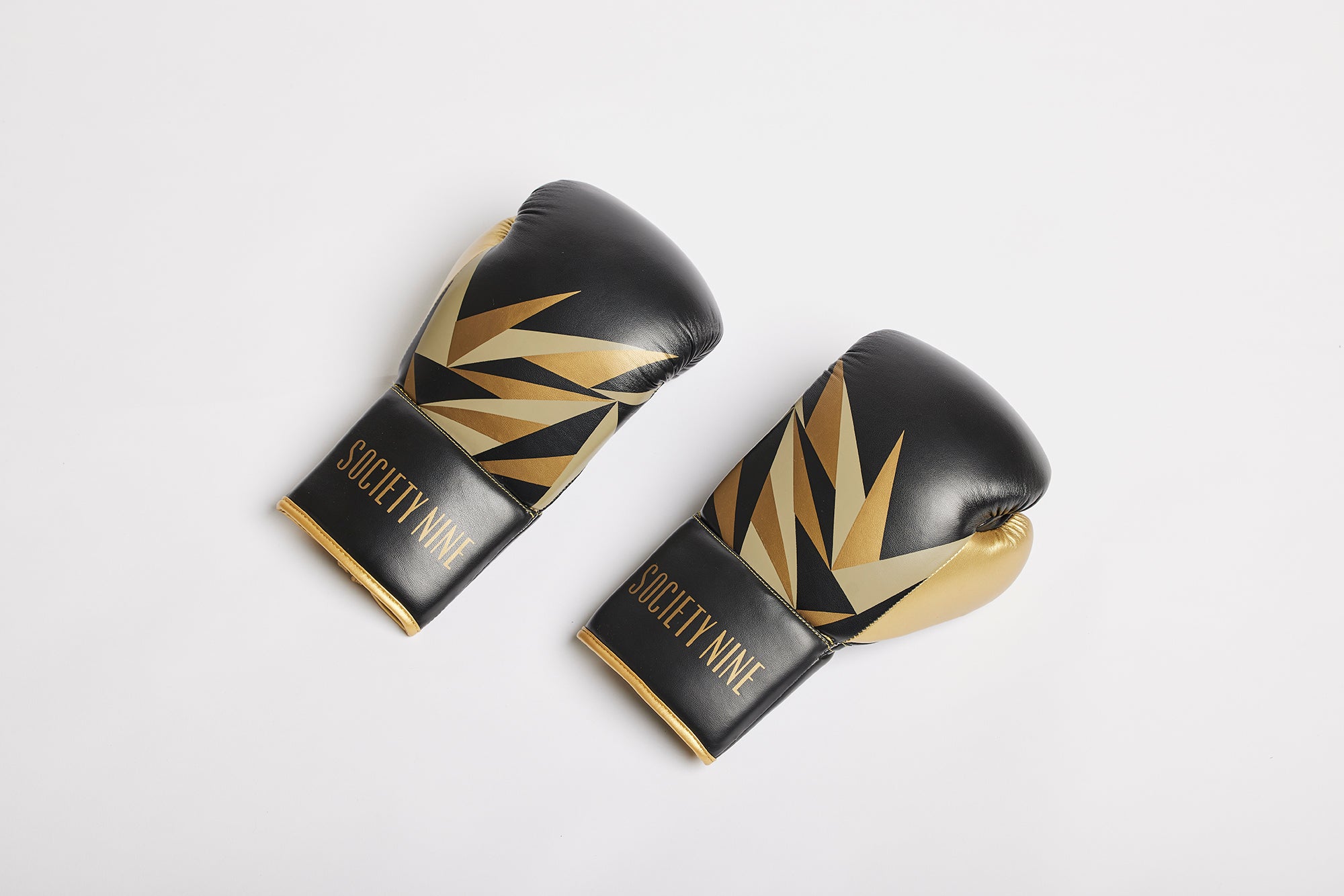 ボクシンググローブ　SOCIETY NINE Society Nine Women's Boxing Gloves 10oz Black/Gold | eBay
