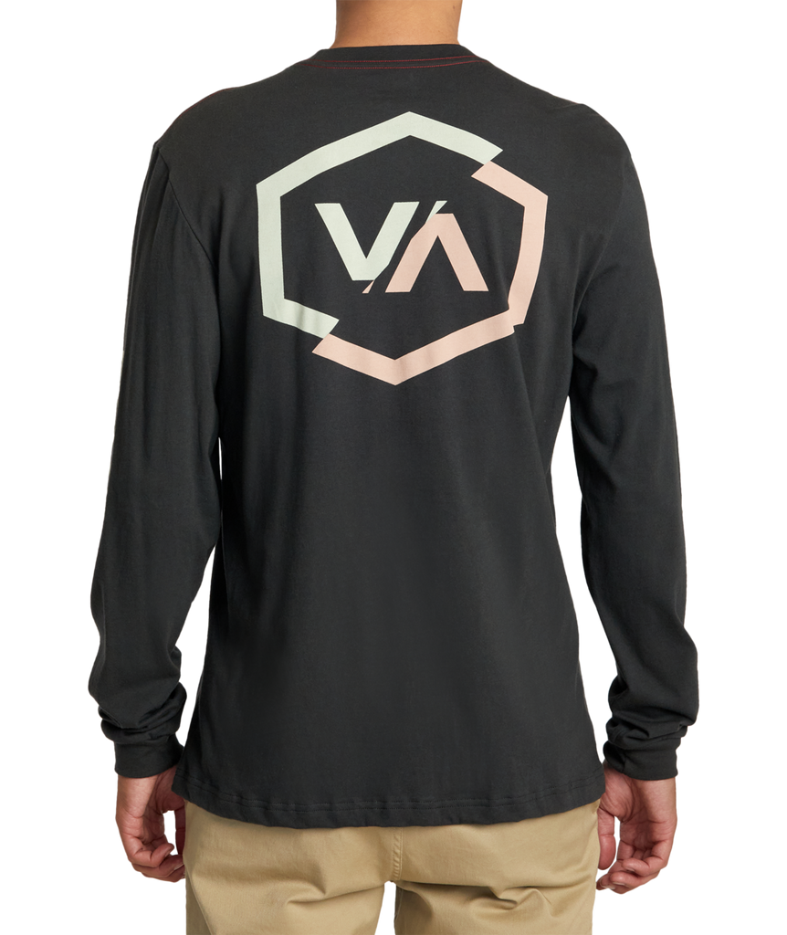 RVCA Mens Graphic Long Sleeve Crew Neck Tee Shirt : : Clothing,  Shoes & Accessories